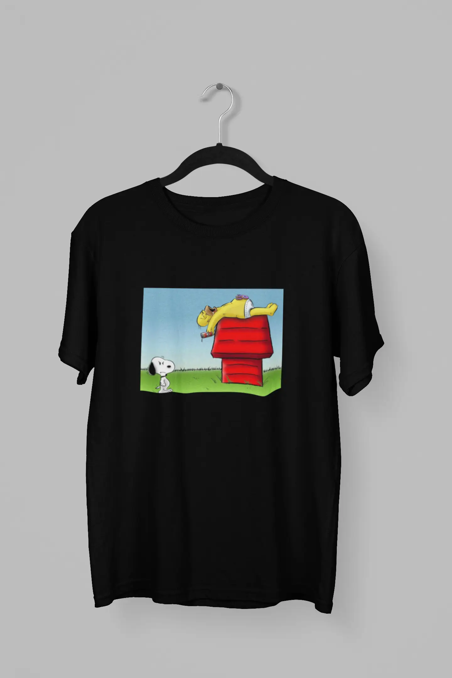 Remera de Snoopy con Homero Simpson