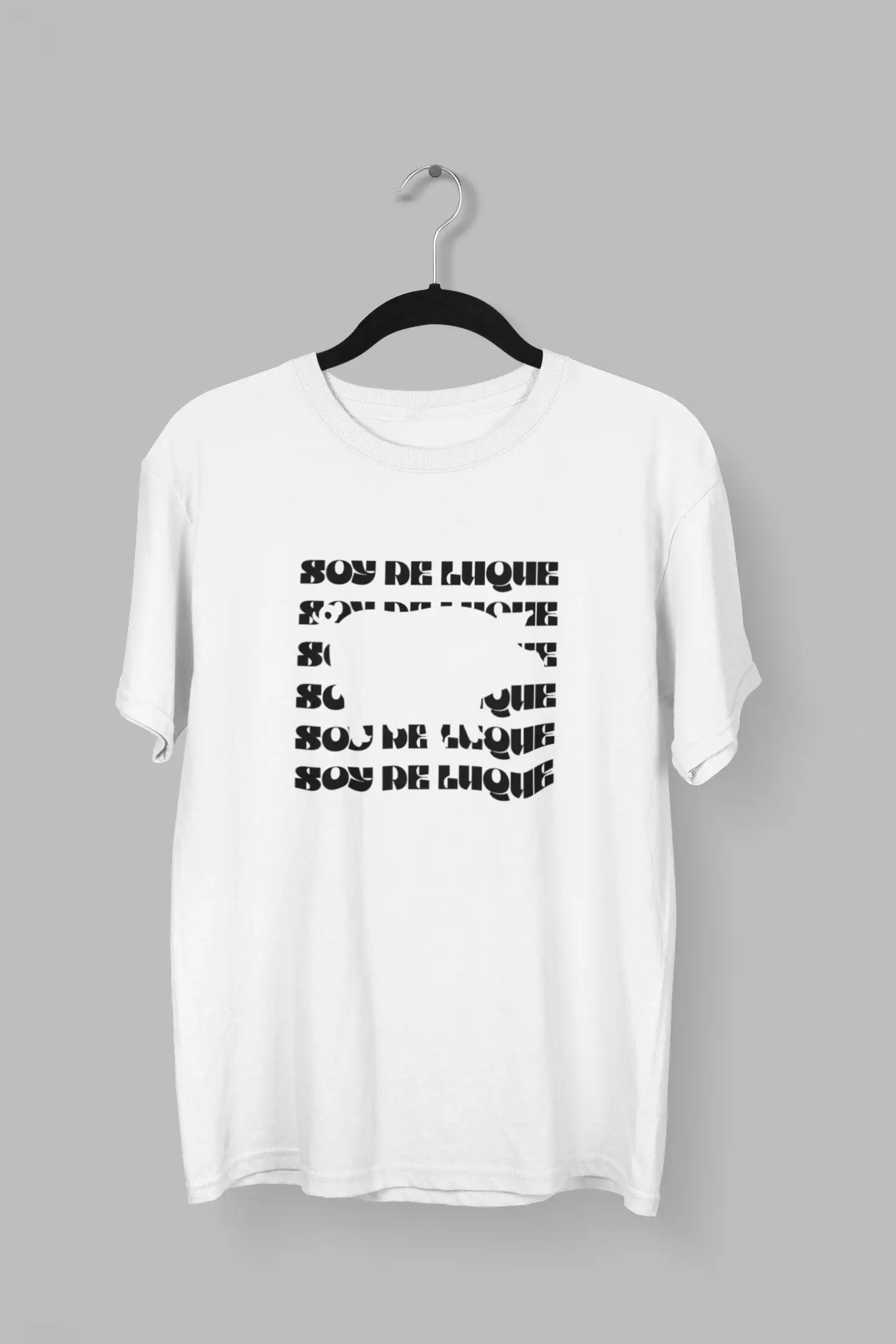 Remera con la frase Soy de Luque