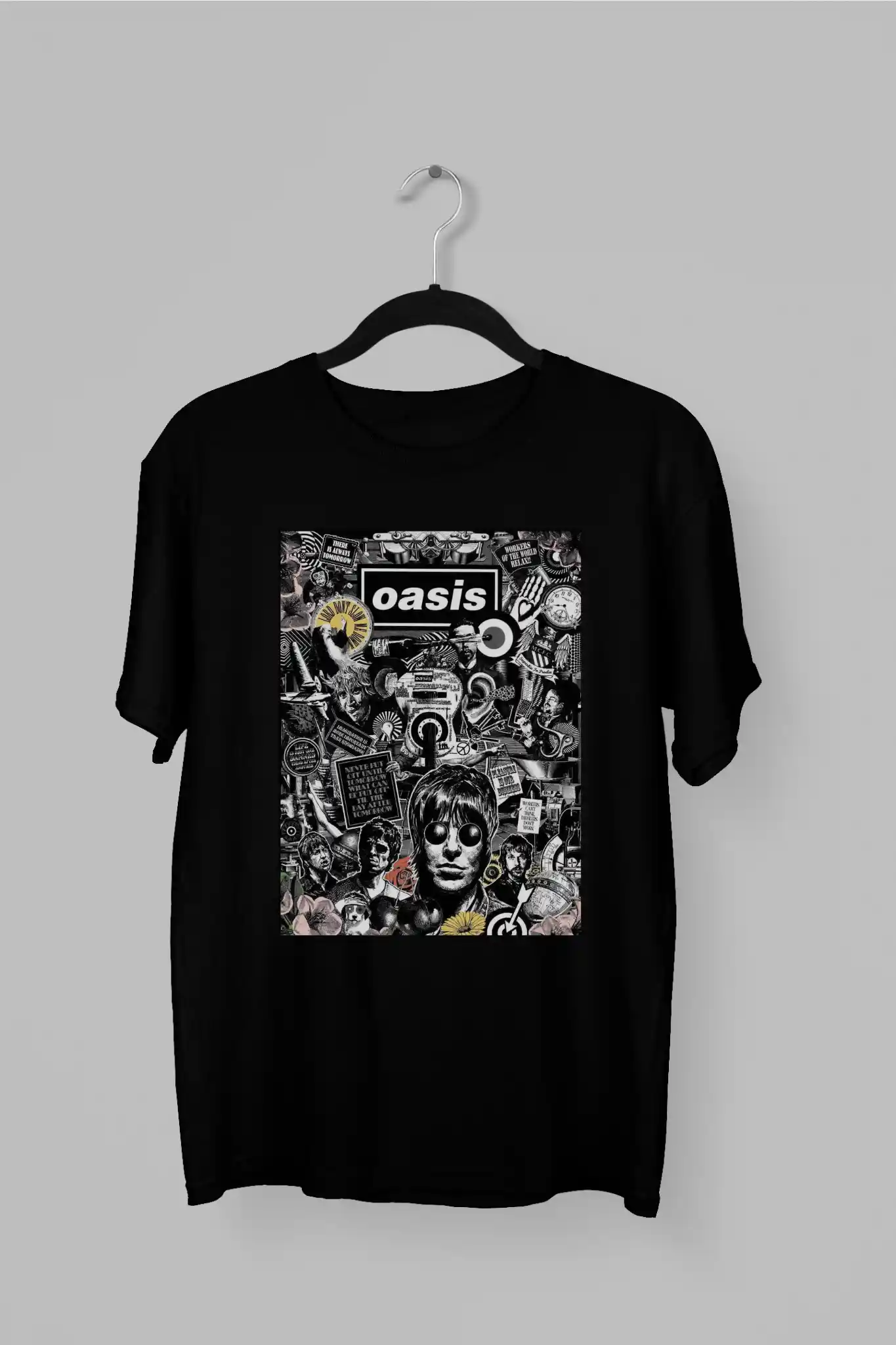 Remera con el Diseño de Oasis junto a varios objetos britanicos