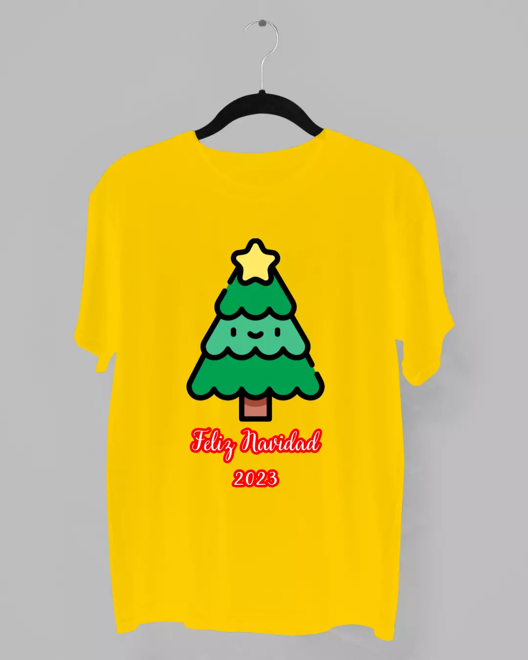 Remera de un arbolito de navidad sonriendo